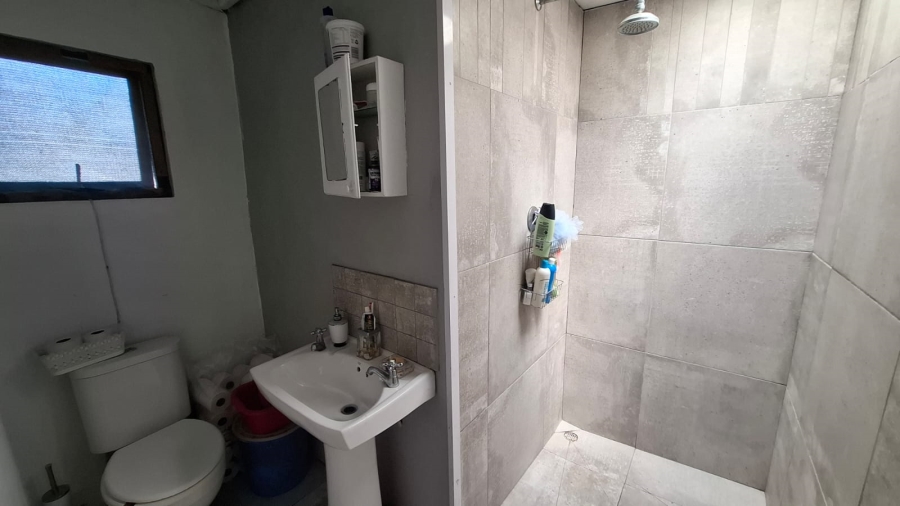 5 Bedroom Property for Sale in Westgate Western Cape